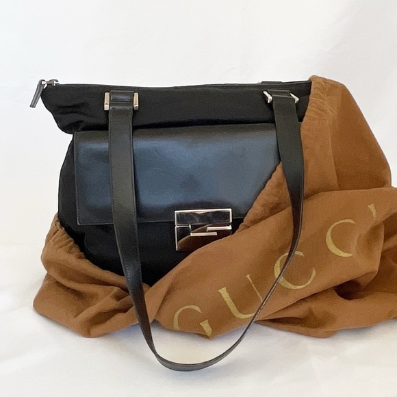 GUCCI Vintage Black Nylon ShoulderTote Bag G Buckle Circa 1990s COA - Picture 17 of 17